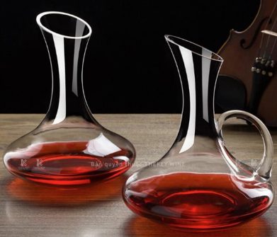 binh-tho-ruou-vang-decanter-co-dien