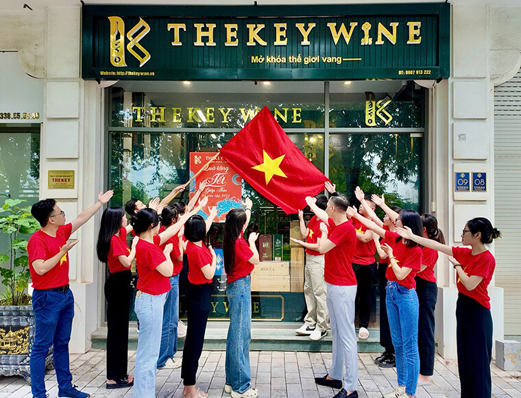 Mừng Quốc Khánh 2/9: Gắn Kết Tinh Thần Dân Tộc Cùng TheKey Wine