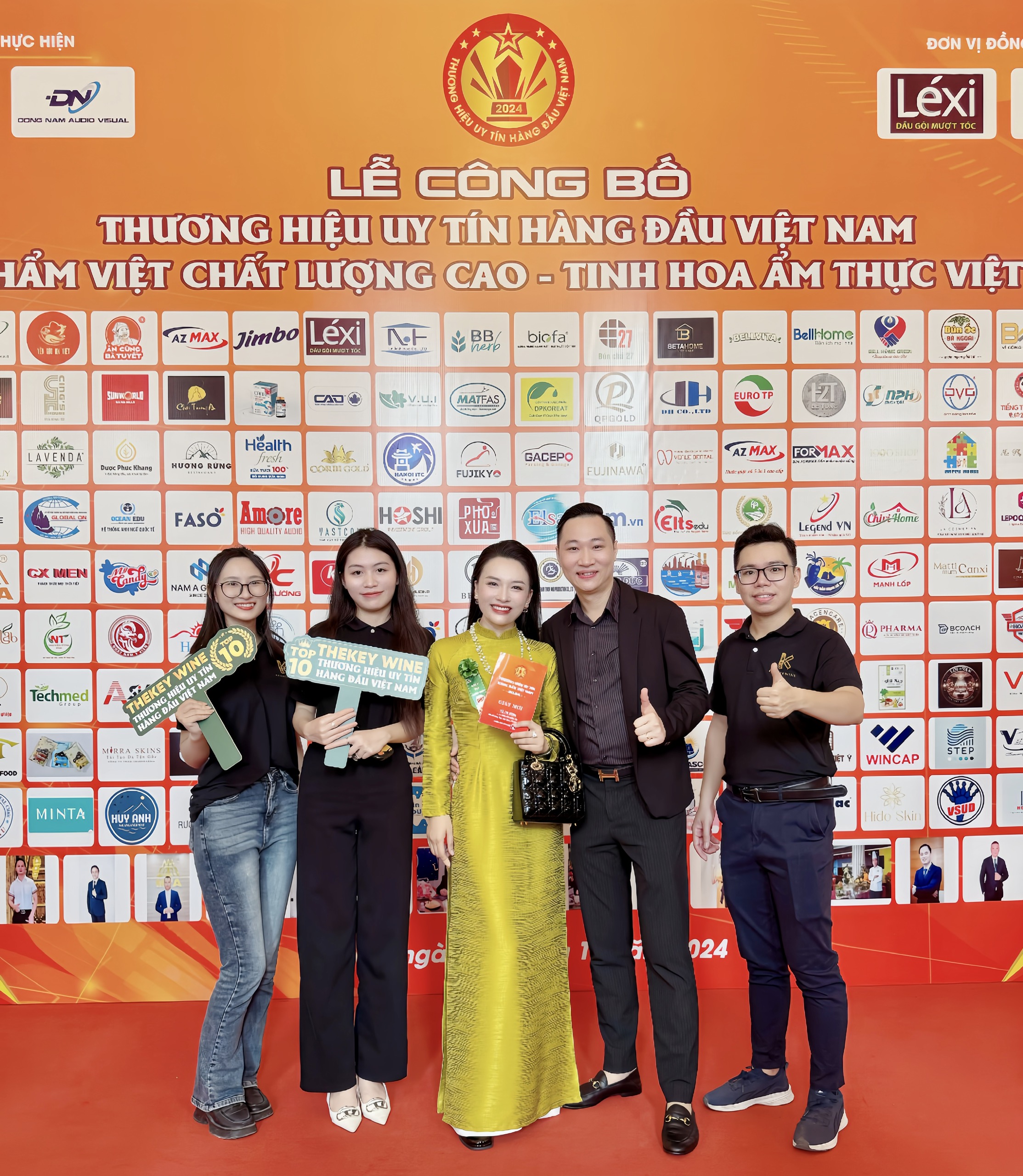 e-cong-bo-top-10-thuong-hieu-uy-tin-hang-dau-viet-nam