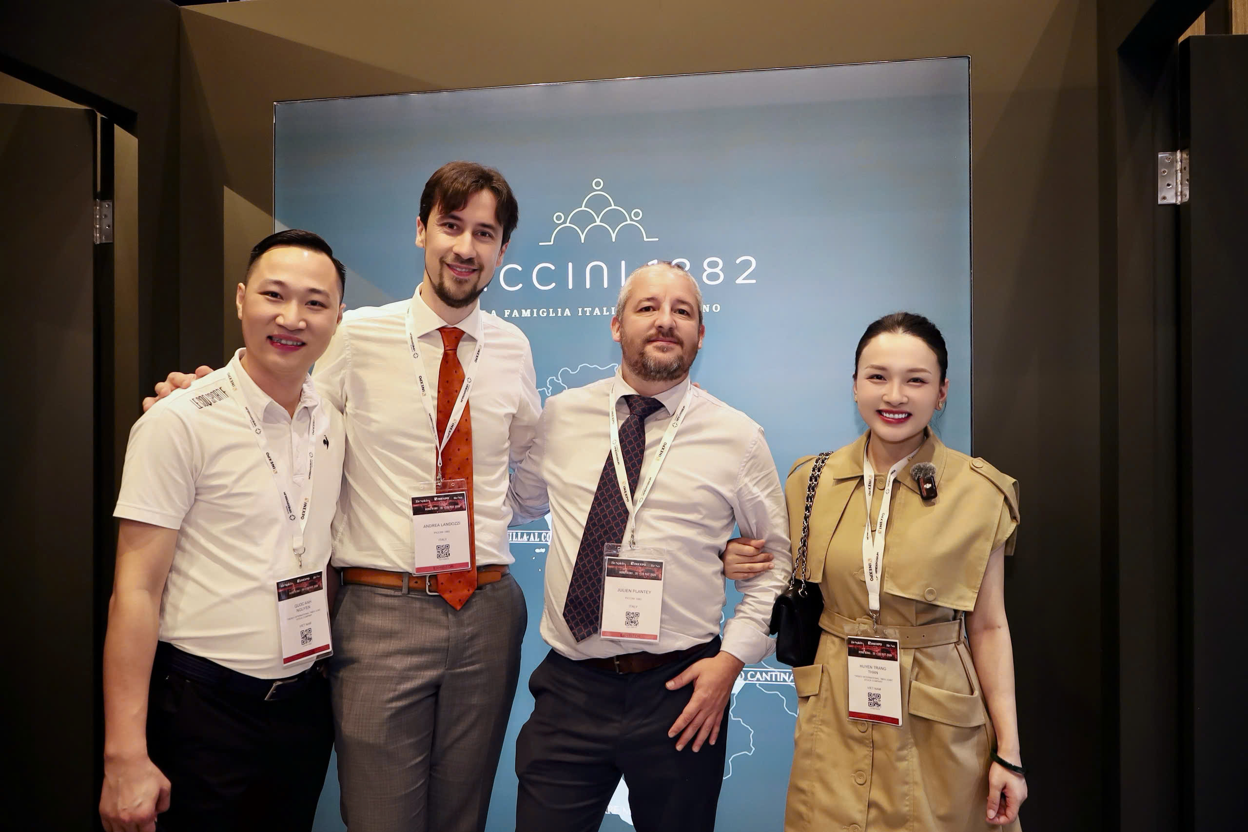 THEKEY WINE TẠI VINEXPO ASIA HONG KONG 2026: HỢP TÁC BỀN VỮNG – KẾT NỐI VỚI NHỮNG NHÀ LÀM VANG HÀNG ĐẦU THẾ GIỚI 2 THEKEY WINE TẠI VINEXPO ASIA HONG KONG 2026: HỢP TÁC BỀN VỮNG – KẾT NỐI VỚI NHỮNG NHÀ LÀM VANG HÀNG ĐẦU THẾ GIỚI 2